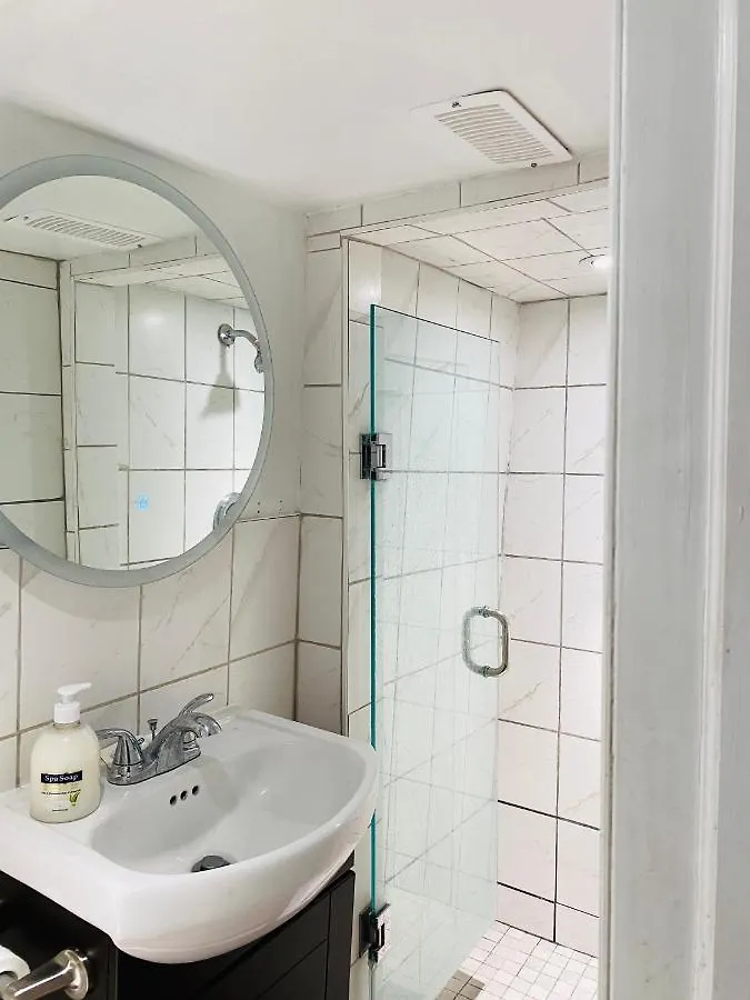 Lovely III 3 Bedrooms Apartment Space Share East York A Room Toronto